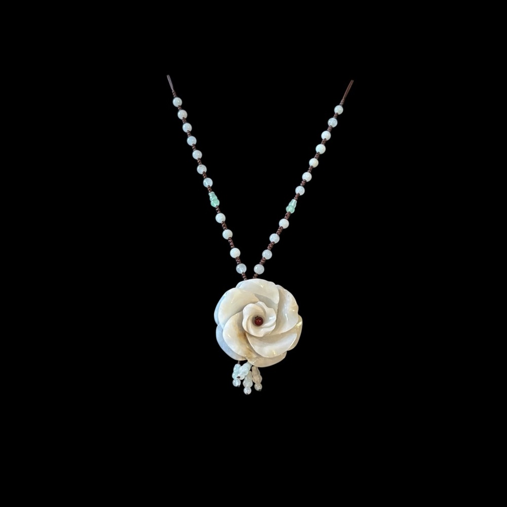 Exquisite Hand-Carved Jadeite Flower Necklace & Choker Set - Picture 8 of 10